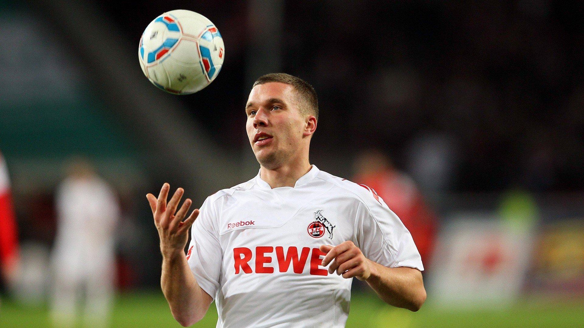 懂球译站 英超王座荆棘丛生，卫冕之路为何一年比一年艰难？