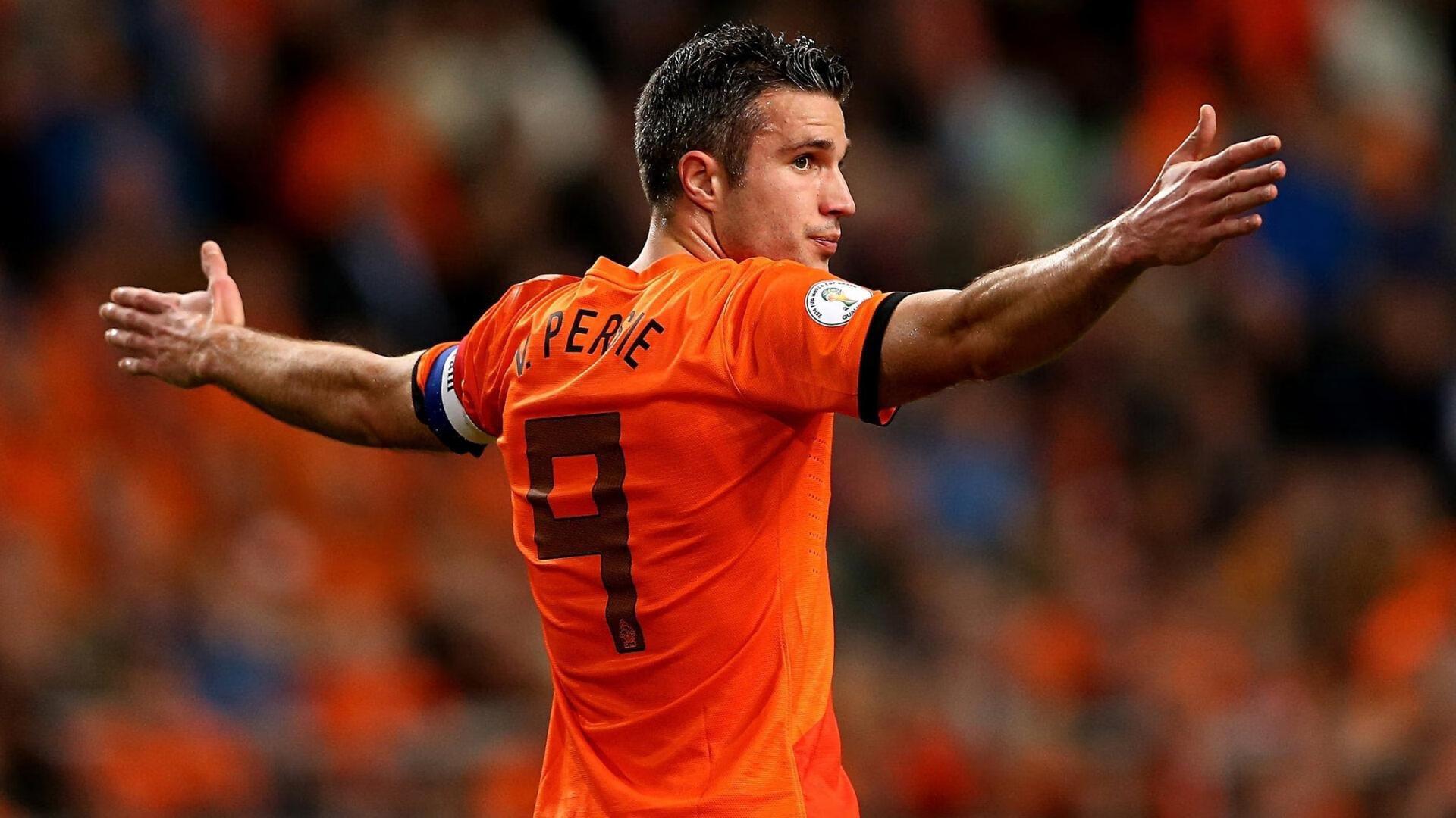 沙迦决战前夜，雷纳德誓言带回世界杯入场券，沙特全队奔赴阿联酋冲刺预选赛关键战